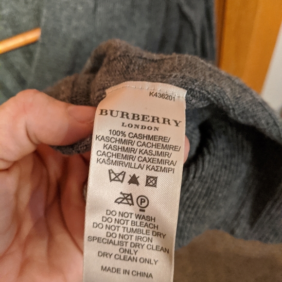 Men's Burberry Cashmere Sweater - Picture 2 of 7